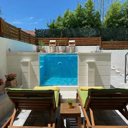 **stone House ** Center ** Old Town