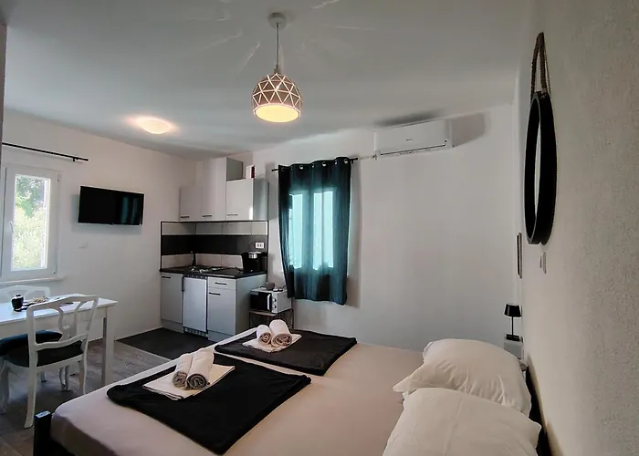 **stone House ** Center ** Old Town Apartamento *