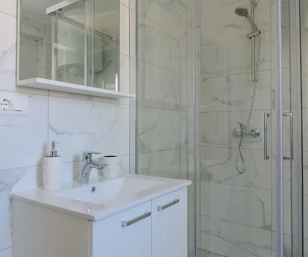 **stone House ** Center ** Old Town *