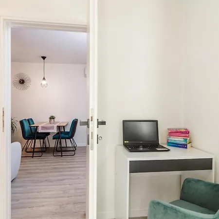 Appartement **stone House ** Center ** Old Town *
