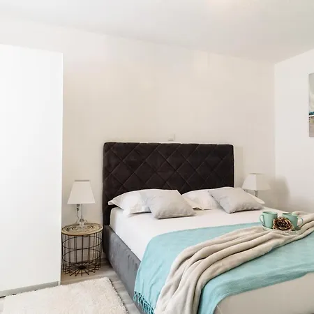 Appartement **stone House ** Center ** Old Town