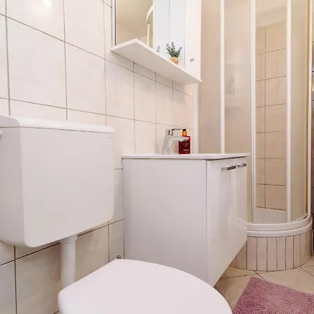 **stone House ** Center ** Old Town * Trogir