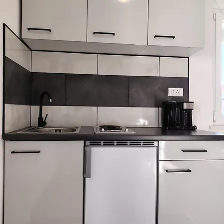 **stone House ** Center ** Old Town * Trogir