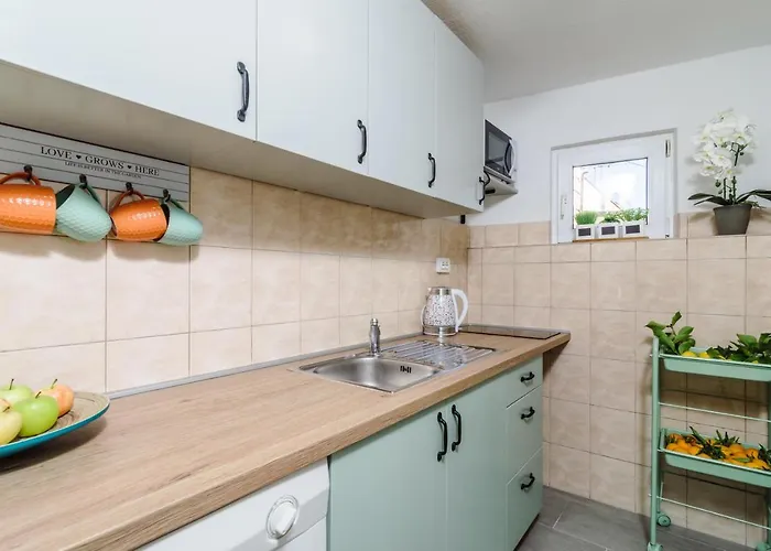 **stone House ** Center ** Old Town Apartman