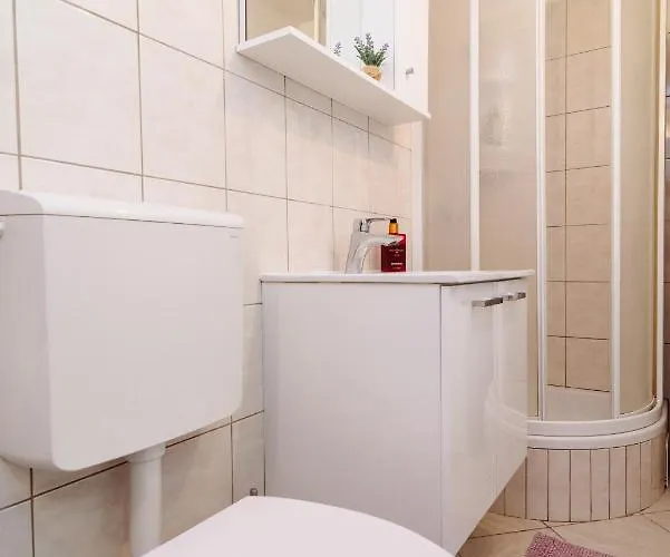 **stone House ** Center ** Old Town * Trogir