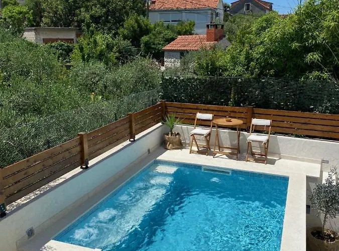 **stone House ** Center ** Old Town Apartman