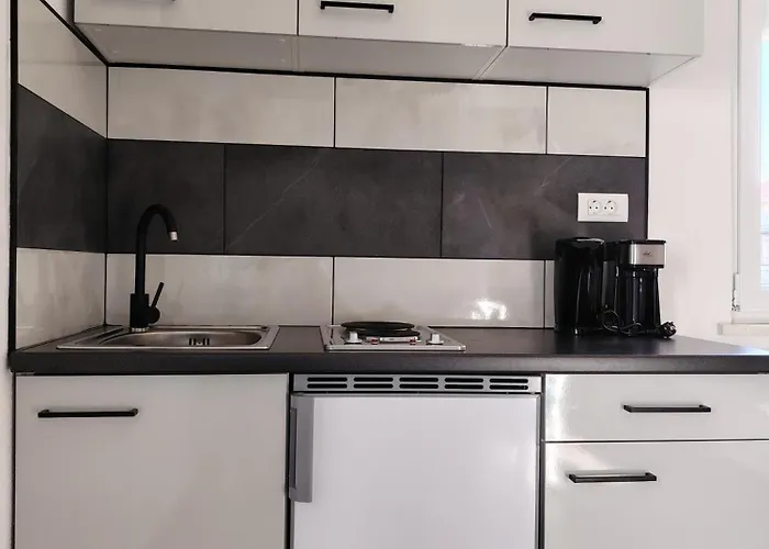 **stone House ** Center ** Old Town * Trogir